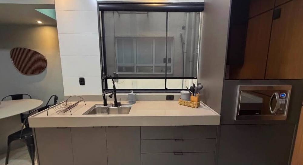 Foto 9 de Appartement rénové et portier fermé au cœur de Leblon
