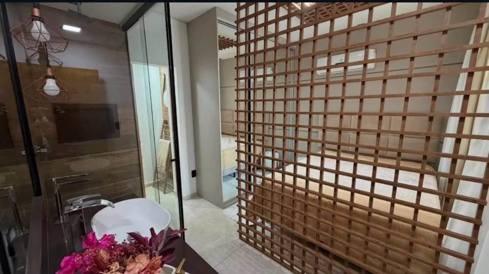 Foto 16 de Appartement rénové et portier fermé au cœur de Leblon